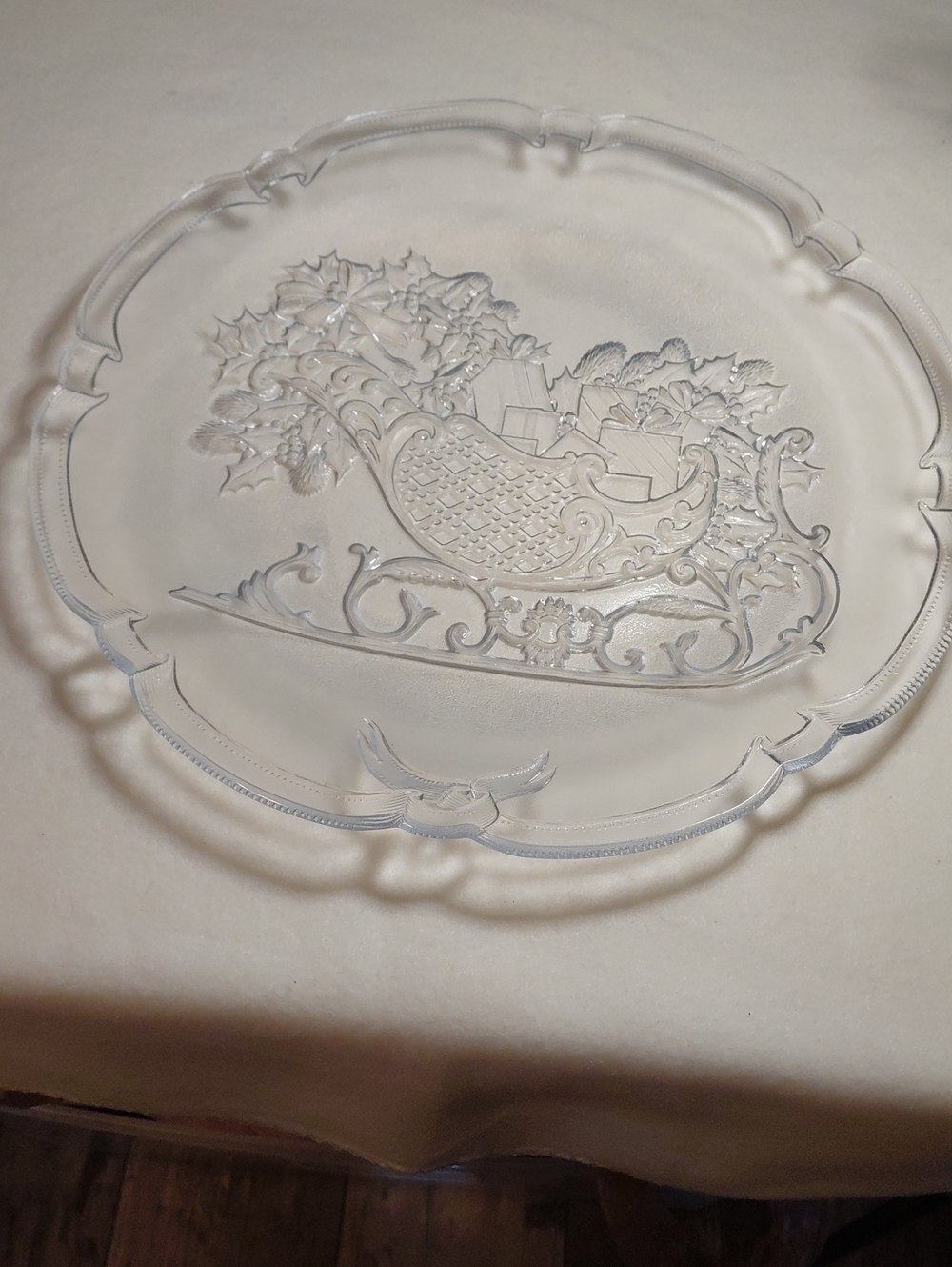 Mikasa, Clear Glass Holiday Sleigh Serving Platter 15 Inch